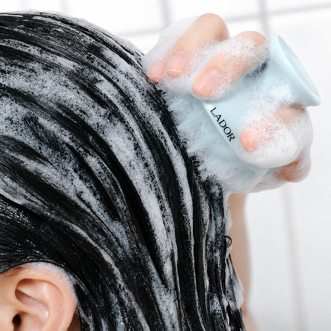 LADOR Dermatical Shampoo Brush